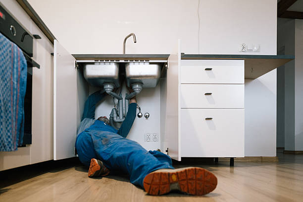 Professional Leak Detection technician working in Uxbridge, MA